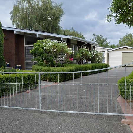 Hotel Quiet Boutique Generous Breakfast Palmerston North Esterno foto